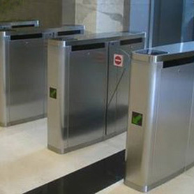 不銹鋼機(jī)箱機(jī)柜